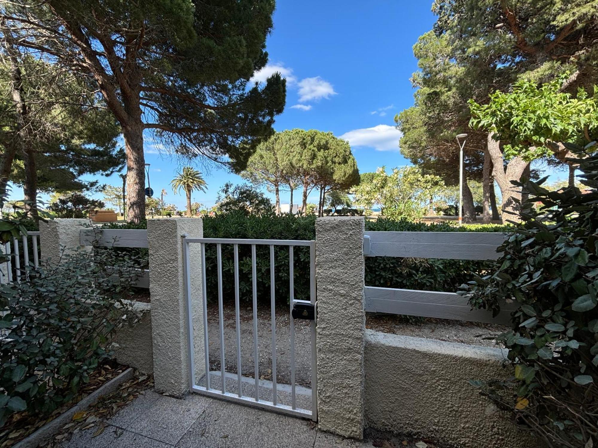 Studio Avec Jardin Front De Mer Argeles-sur-Mer Exterior photo